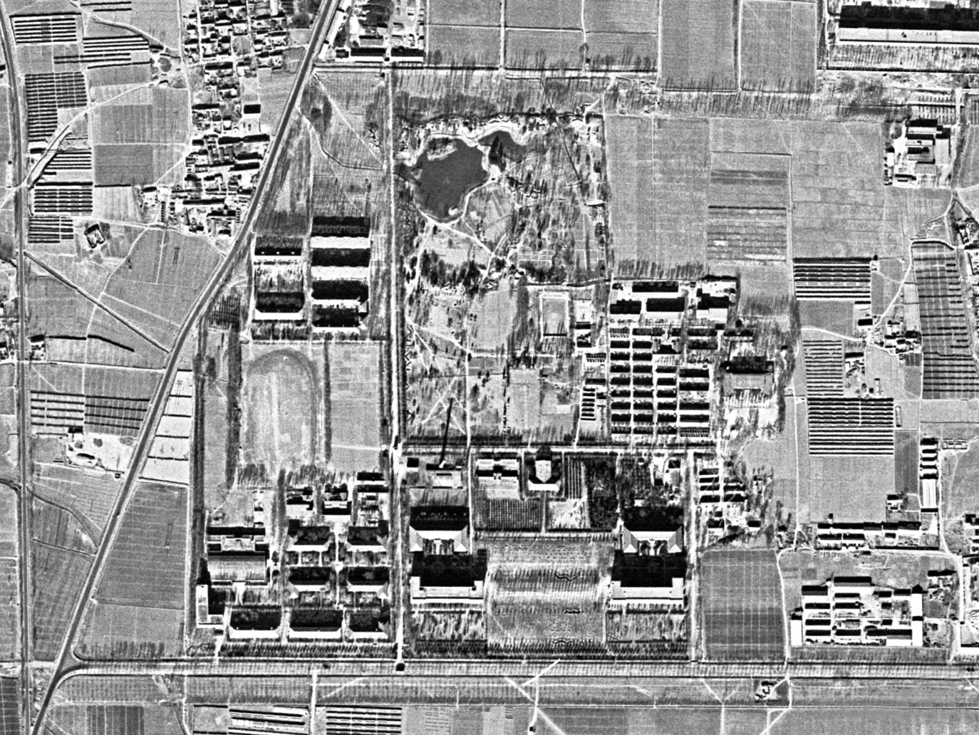 北京林业大学1973年航拍